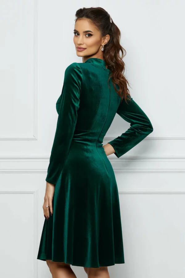 rochie eleganta verde din catifea cu paiete clos
