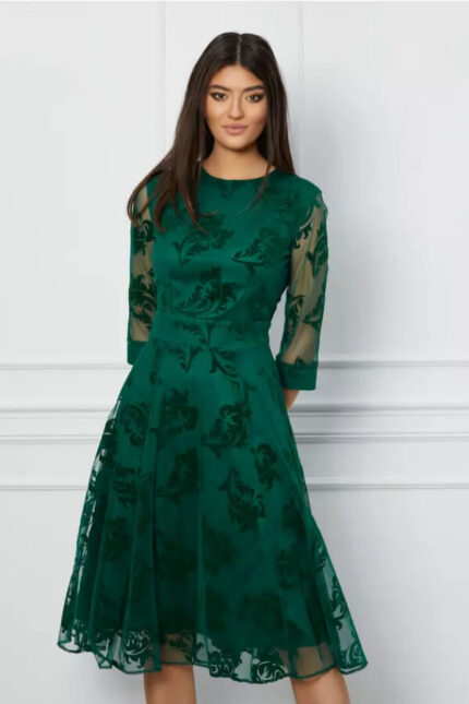 rochie eleganta verde din tull cu insertii catifelate si maneci trei sferturi