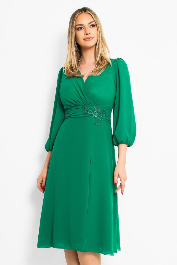 rochie eleganta din voal verde midi accesorizata cu dantela model floral